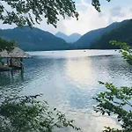 Alpenblick 12 Apartment *